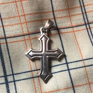James Avery retired passion cross